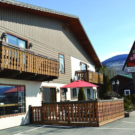Chalet Continental Motel เวลเมาท์ ภายนอก รูปภาพ